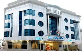 Moon Valley Hotel Apartment